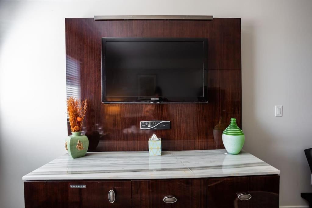 Lovely Studio W Full Kitchen In Heart Of Сан Диего Екстериор снимка