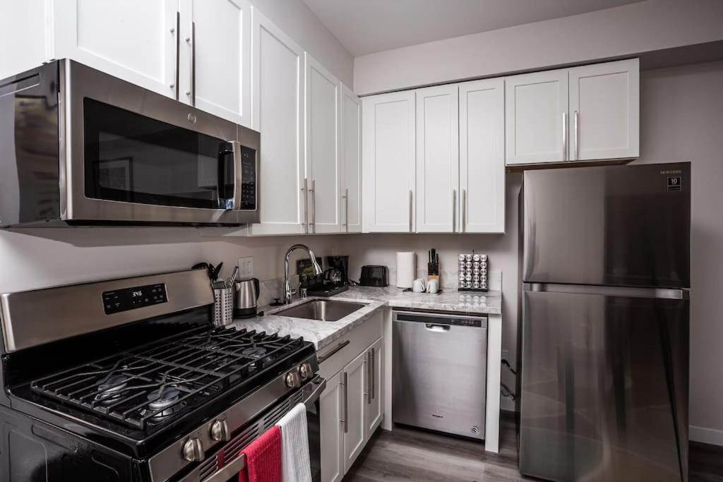 Lovely Studio W Full Kitchen In Heart Of Сан Диего Екстериор снимка