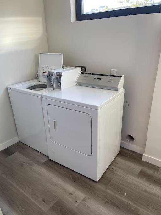Lovely Studio W Full Kitchen In Heart Of Сан Диего Екстериор снимка