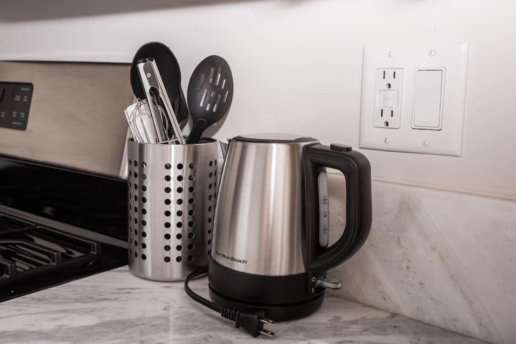 Lovely Studio W Full Kitchen In Heart Of Сан Диего Екстериор снимка